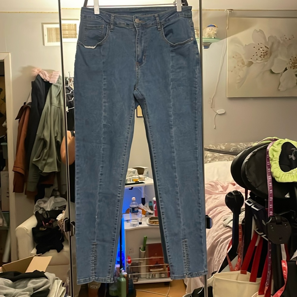 Shein Stretch Jeans Size 32 NWOT